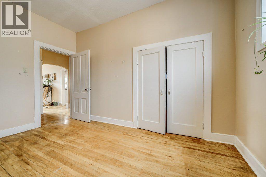 12316 21 Avenue Property Photo 28