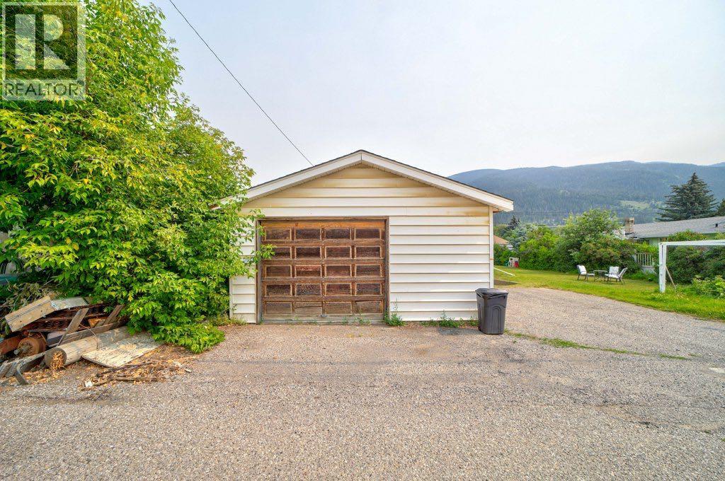 12316 21 Avenue Property Photo 43