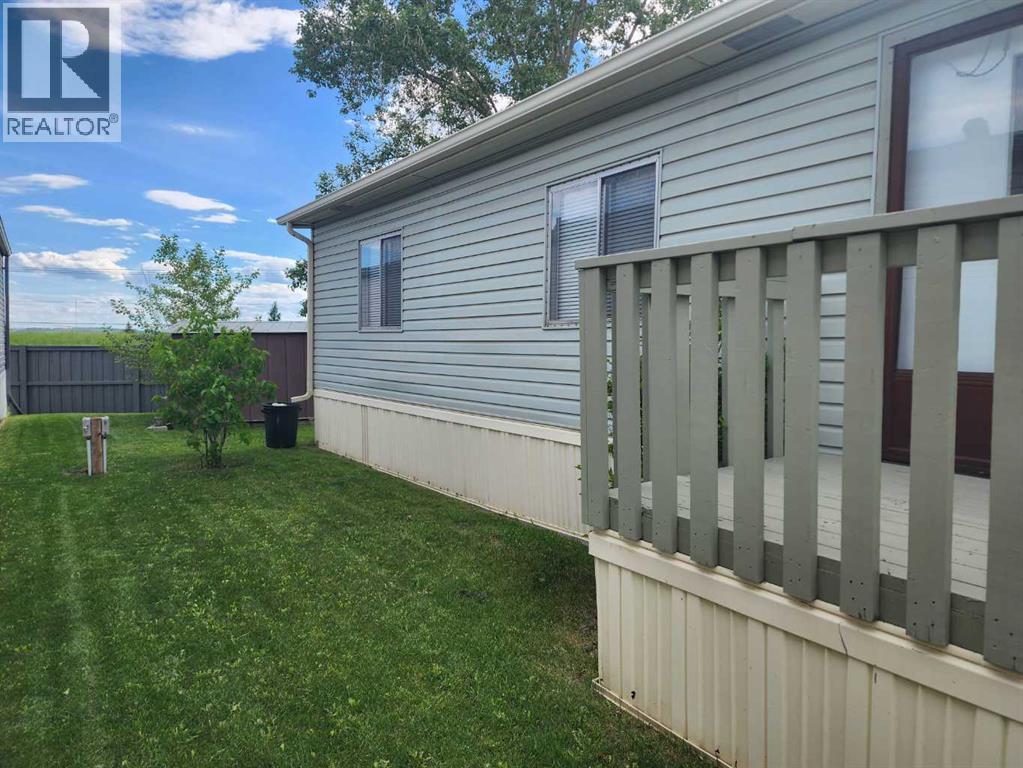 99 Arbour Lake Road Northwest Property Photo 5