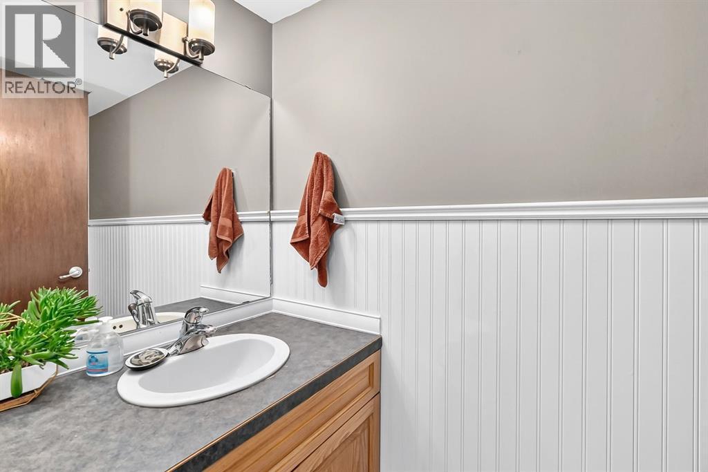 961 Ranchview Crescent Nw Property Photo 17
