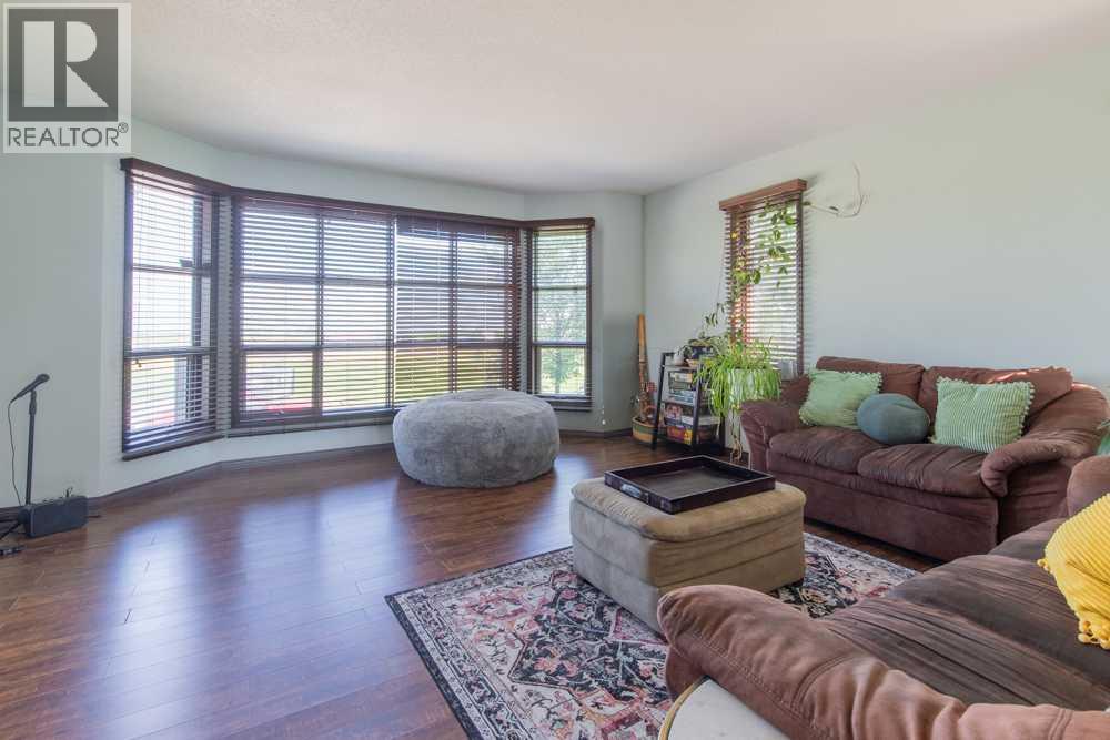 94046 Highway 843 Property Photo 10