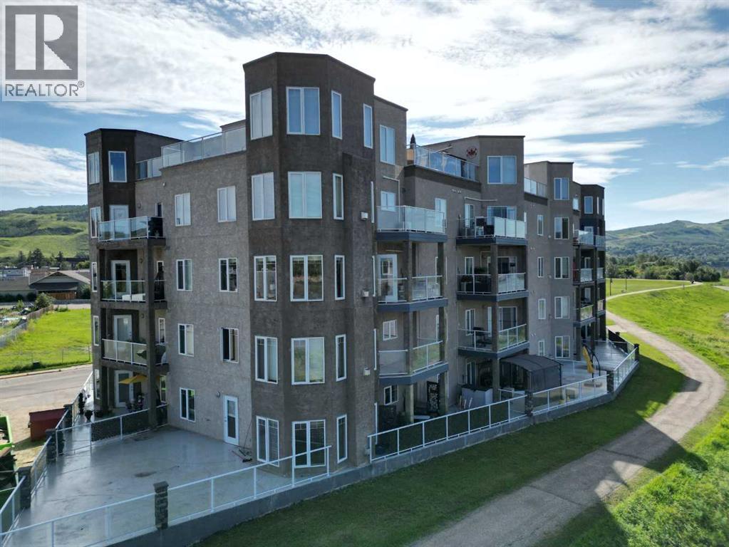 9810 94 Street Property Photo 1