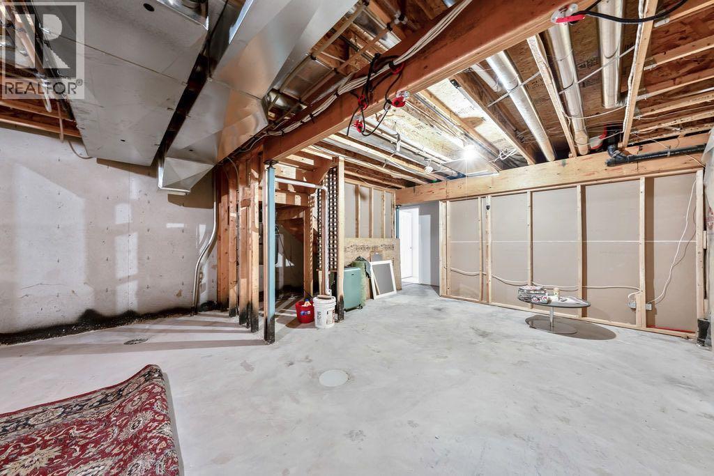 2318 17 Street Southeast Property Photo 44