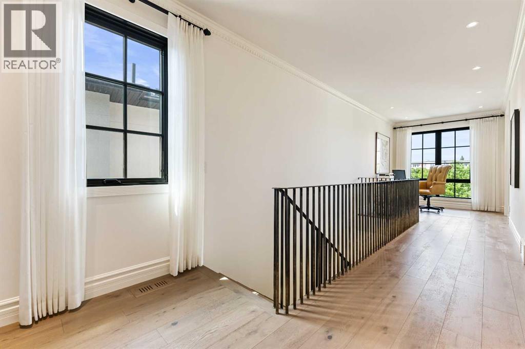82 Valour Circle Sw Property Photo 23