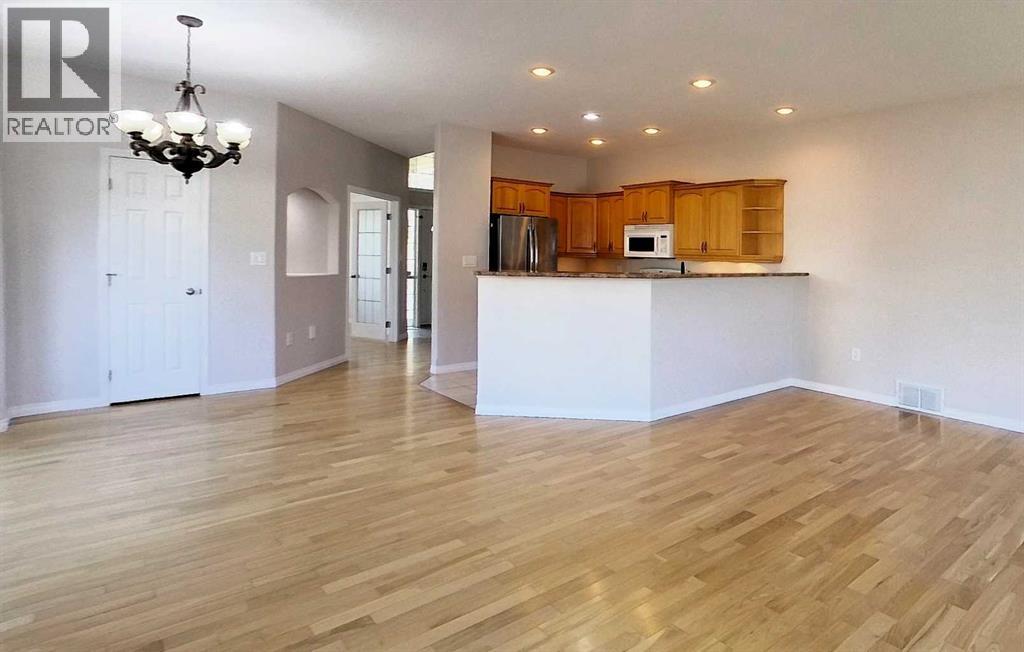 1622 41a Street Property Photo 5