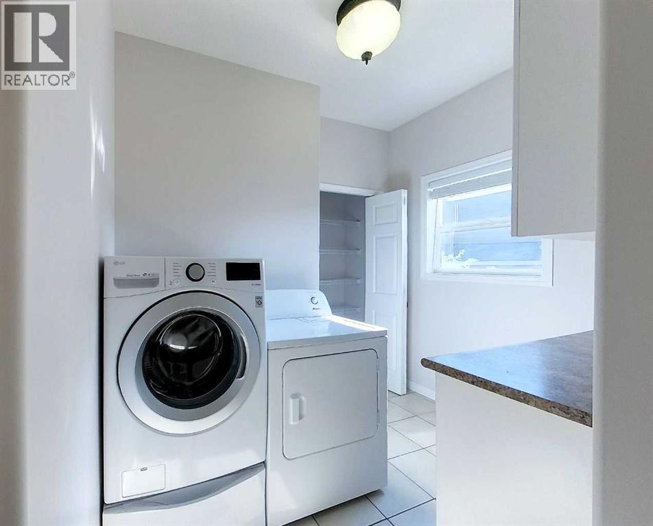 1622 41a Street Property Photo 21