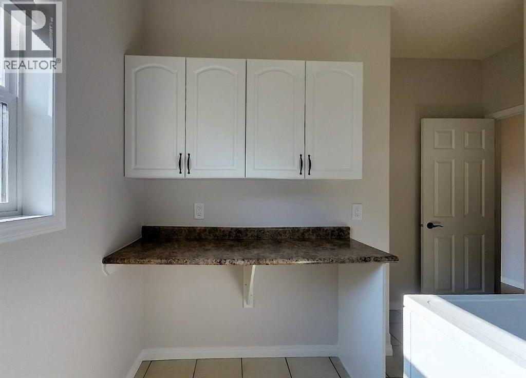 1622 41a Street Property Photo 22