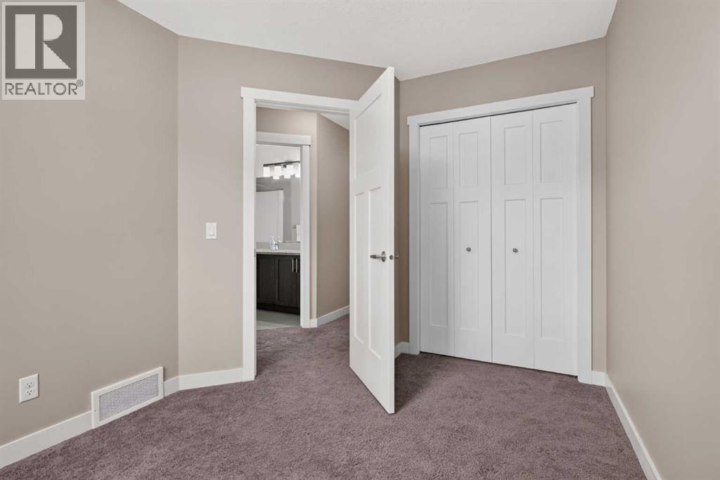 558 Evanston Manor Nw Property Photo 25