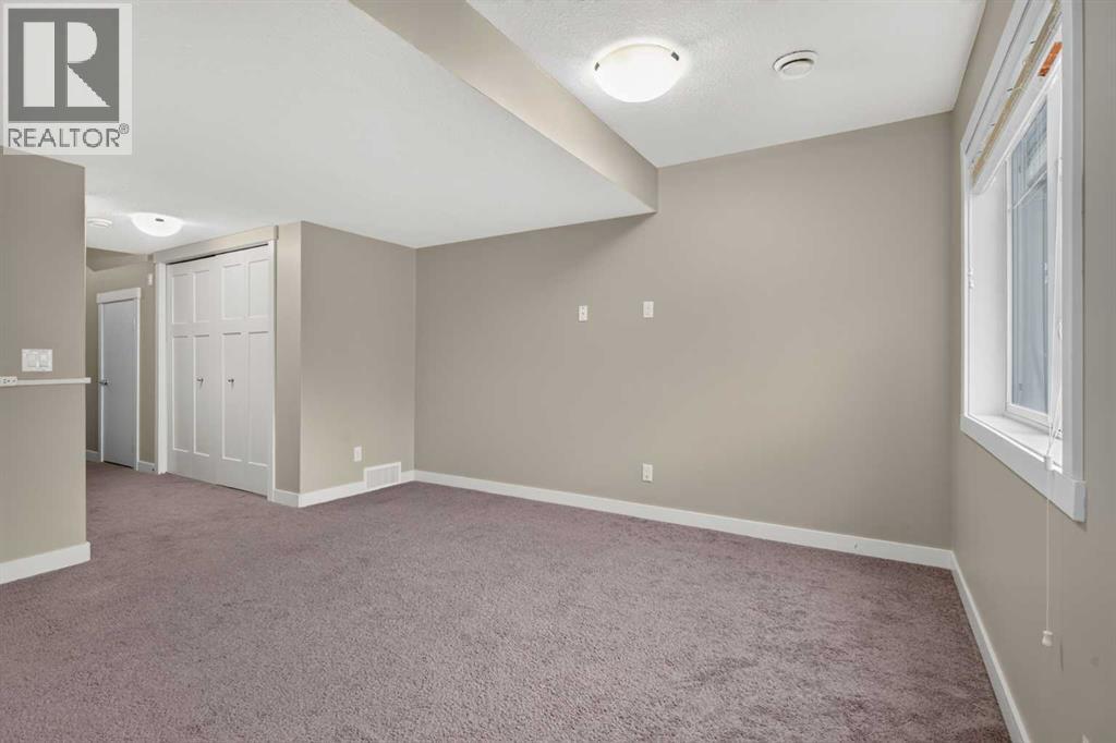 558 Evanston Manor Nw Property Photo 32