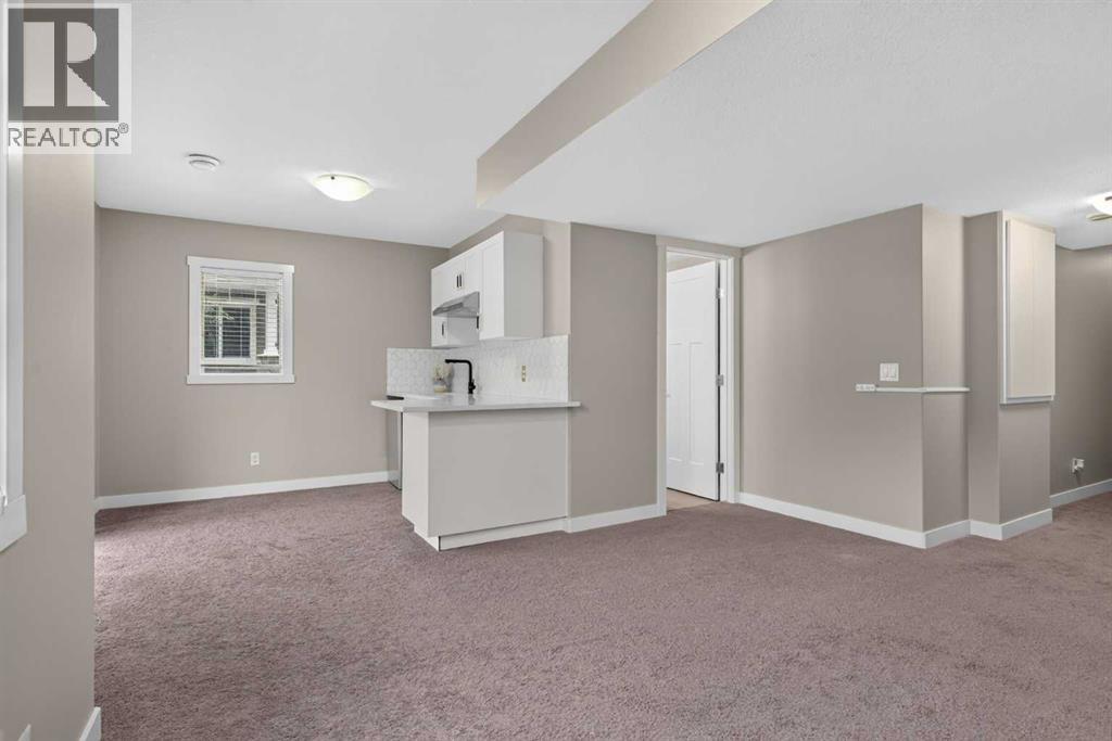 558 Evanston Manor Nw Property Photo 33