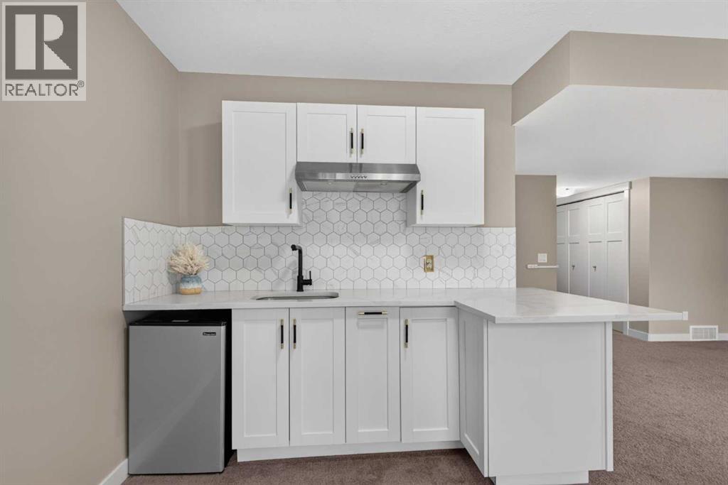 558 Evanston Manor Nw Property Photo 34