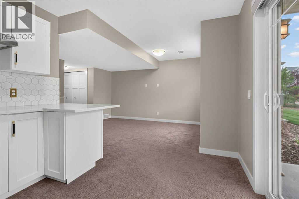 558 Evanston Manor Nw Property Photo 35