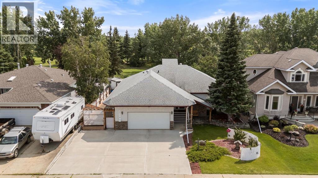 6210 53 Avenue Property Photo 1