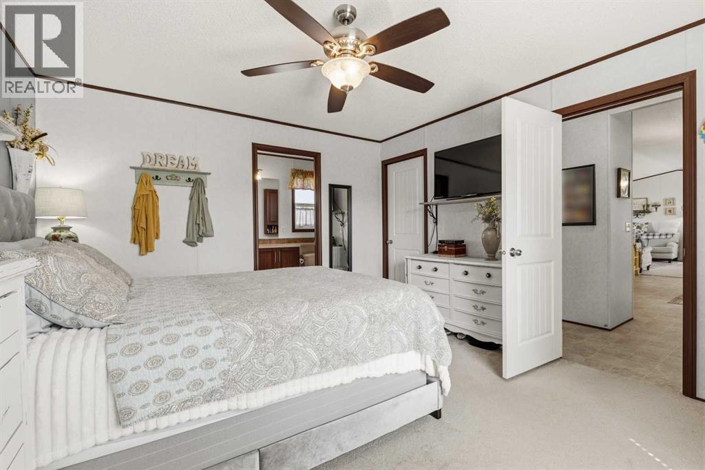 34 Gunderson Drive Property Photo 12