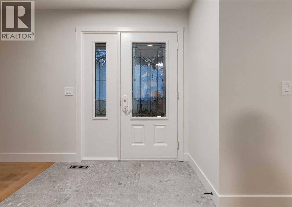 6460 Silver Ridge Way Nw Property Photo 2