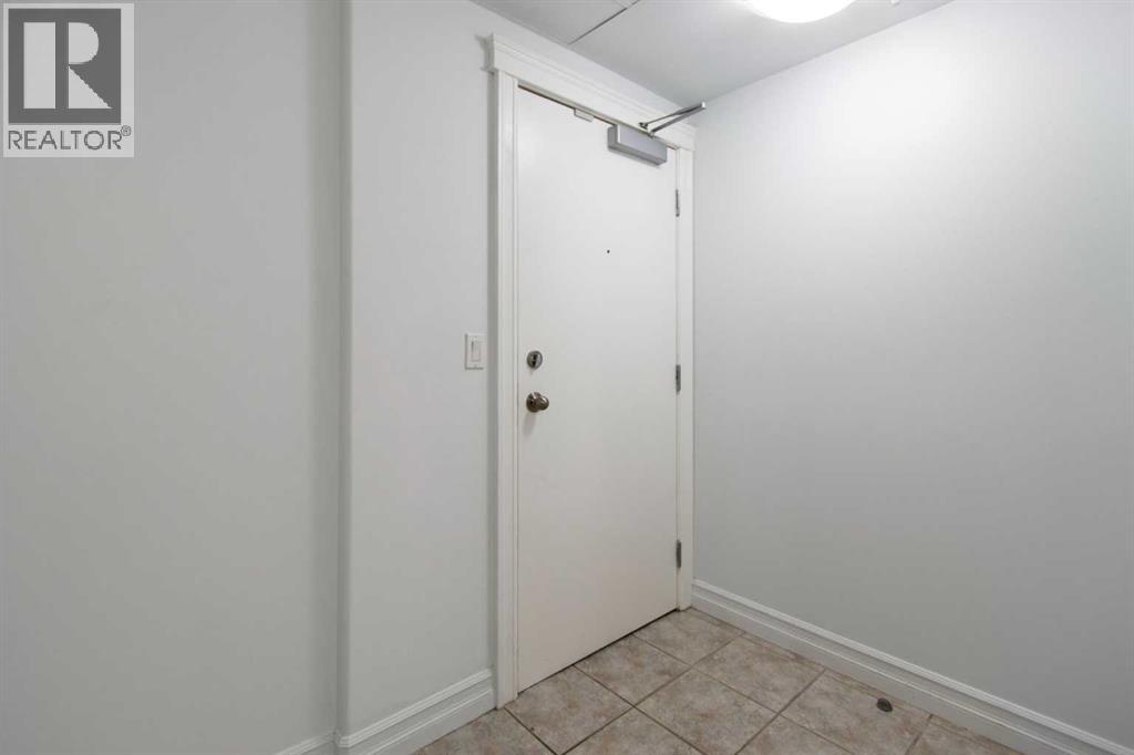 836 15 Avenue Southwest Property Photo 6
