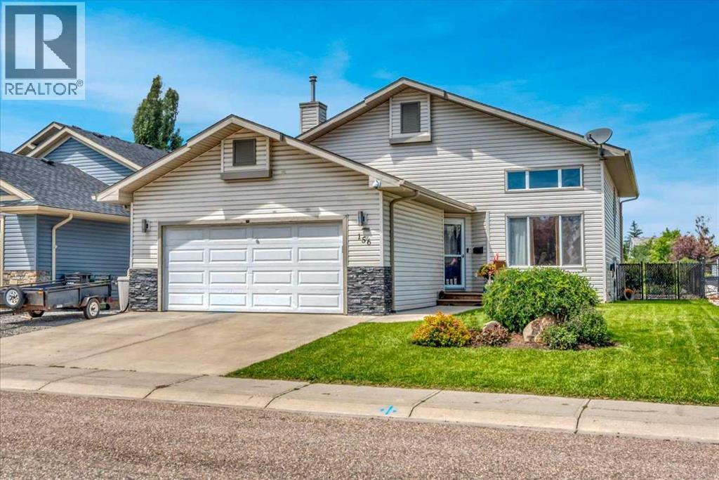 156 Aspen Creek Crescent Property Photo 1