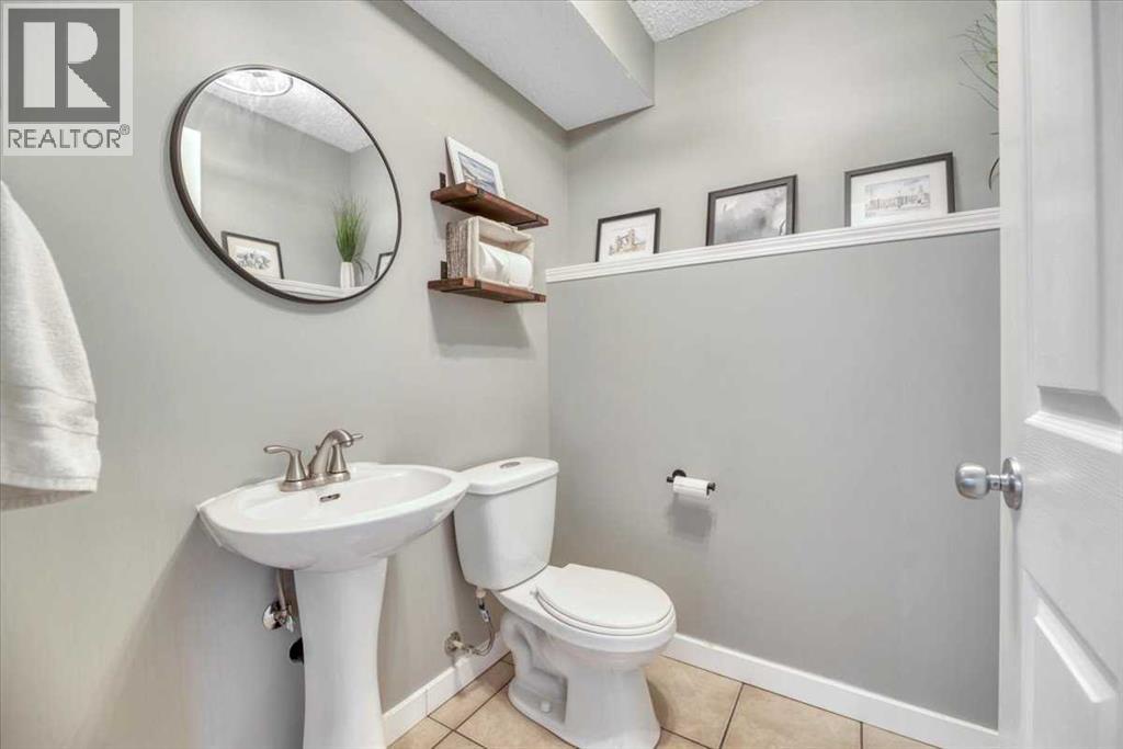 156 Aspen Creek Crescent Property Photo 33