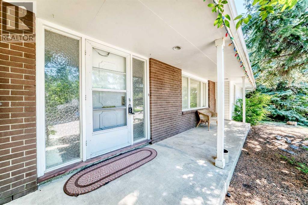 2 Varsplain Place Nw Property Photo 2