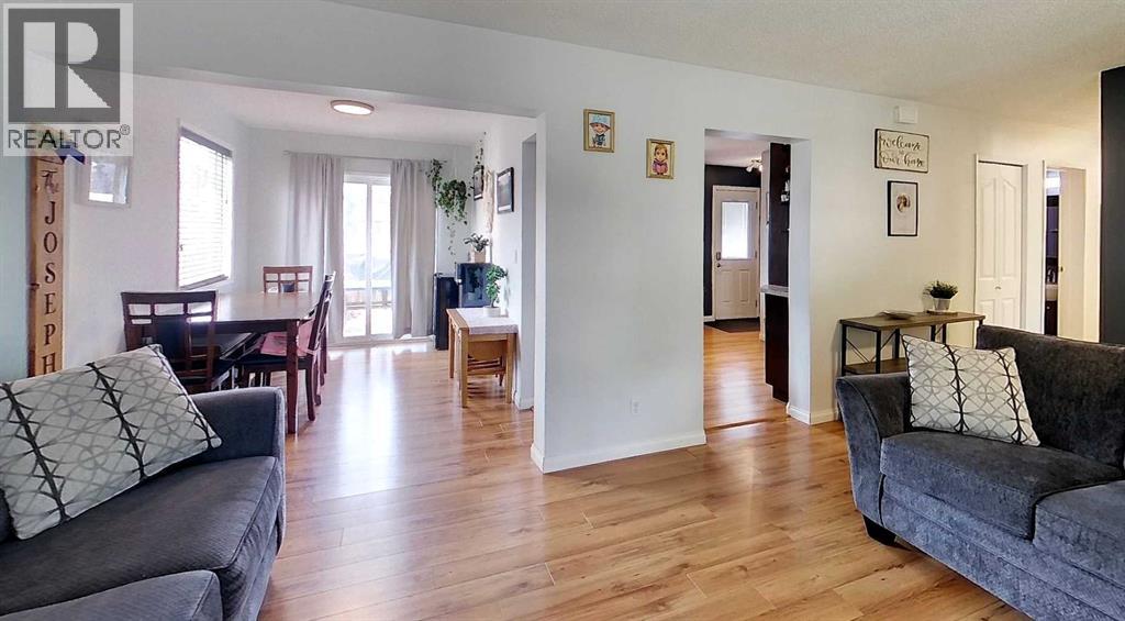 1402 Edson Drive Property Photo 3