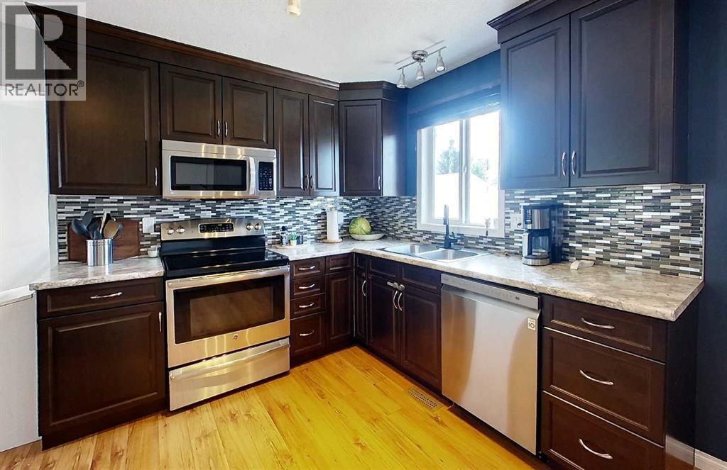 1402 Edson Drive Property Photo 8