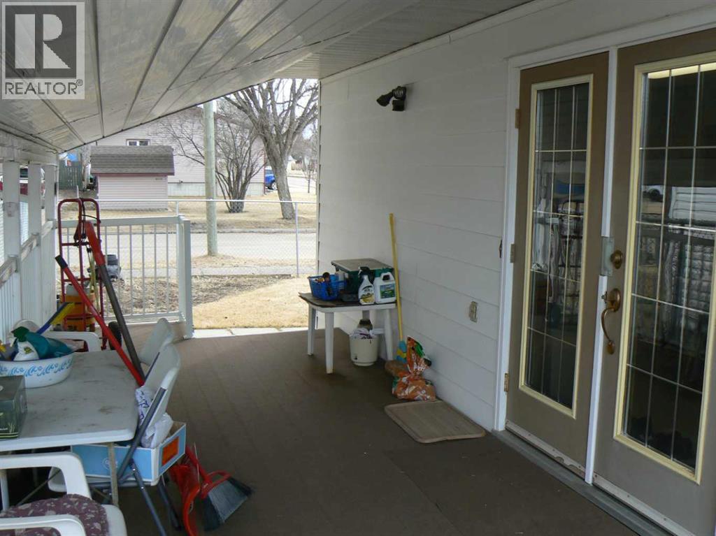 4844 57 Avenue Property Photo 6