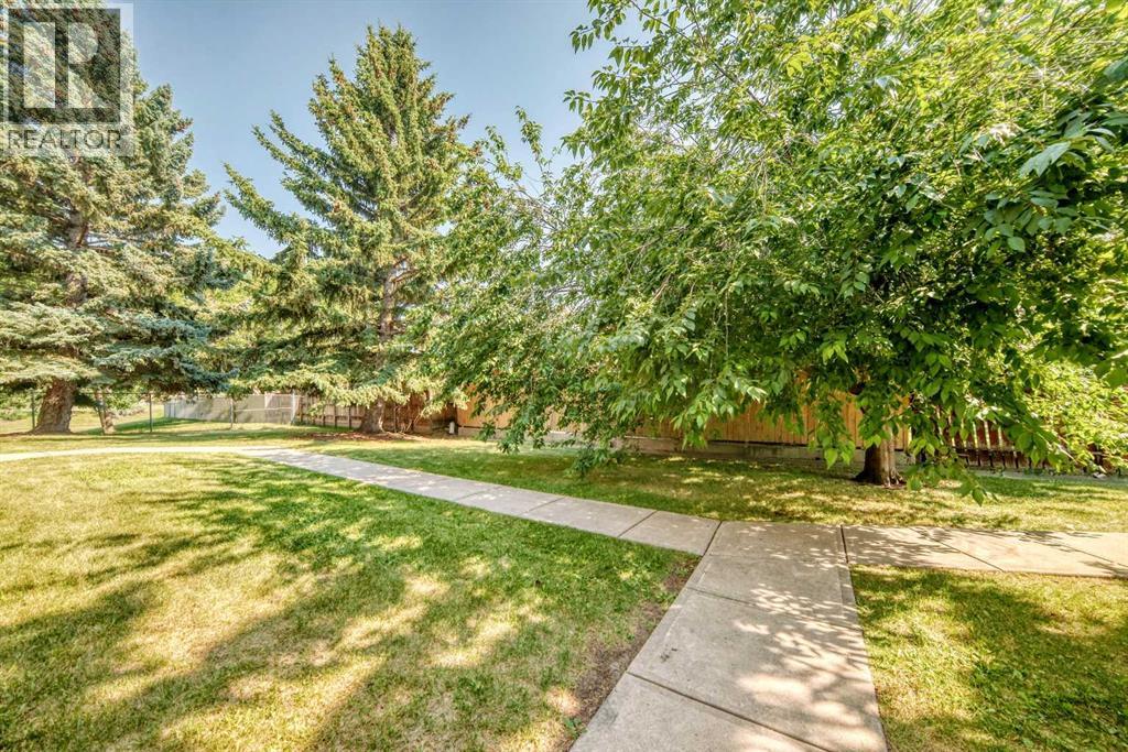 3800 Fonda Way Southeast Property Photo 5