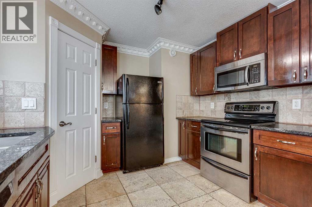24 Mackenzie Crescent Property Photo 13