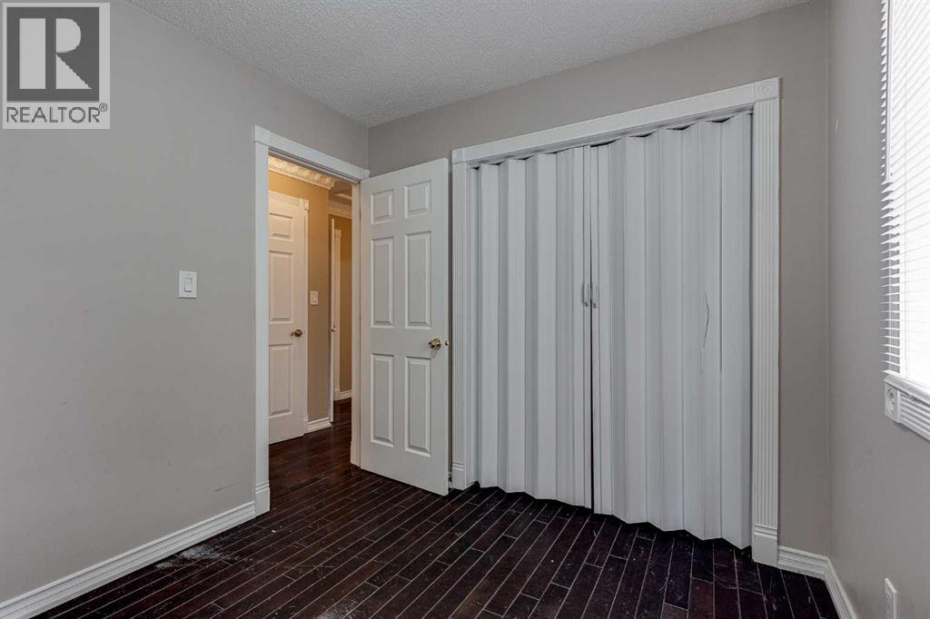 24 Mackenzie Crescent Property Photo 20