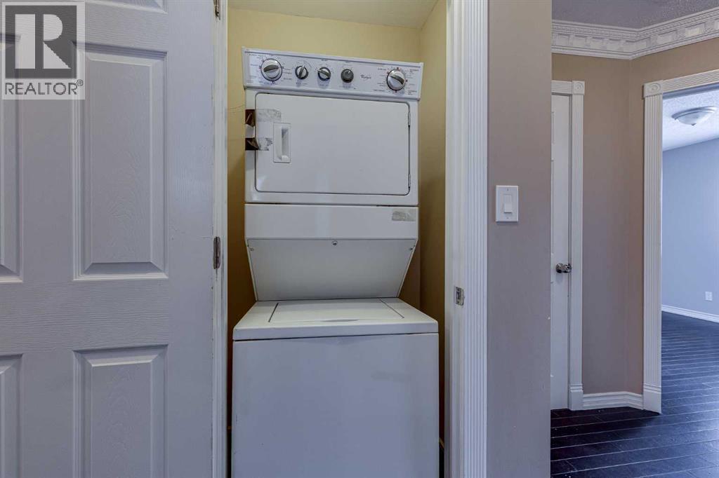 24 Mackenzie Crescent Property Photo 28