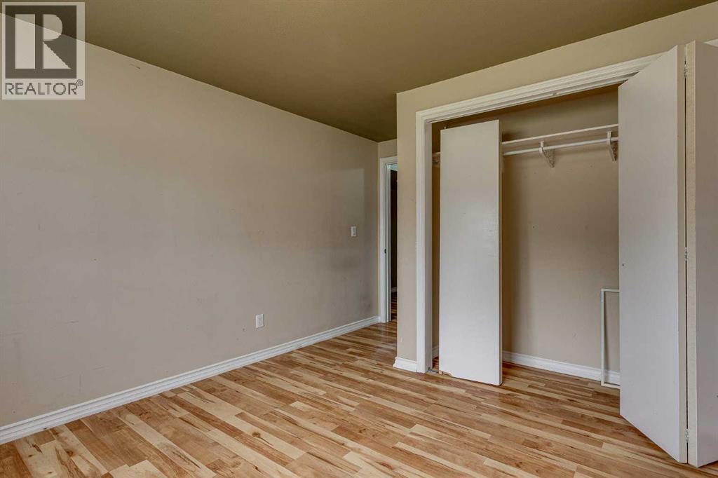 24 Mackenzie Crescent Property Photo 43