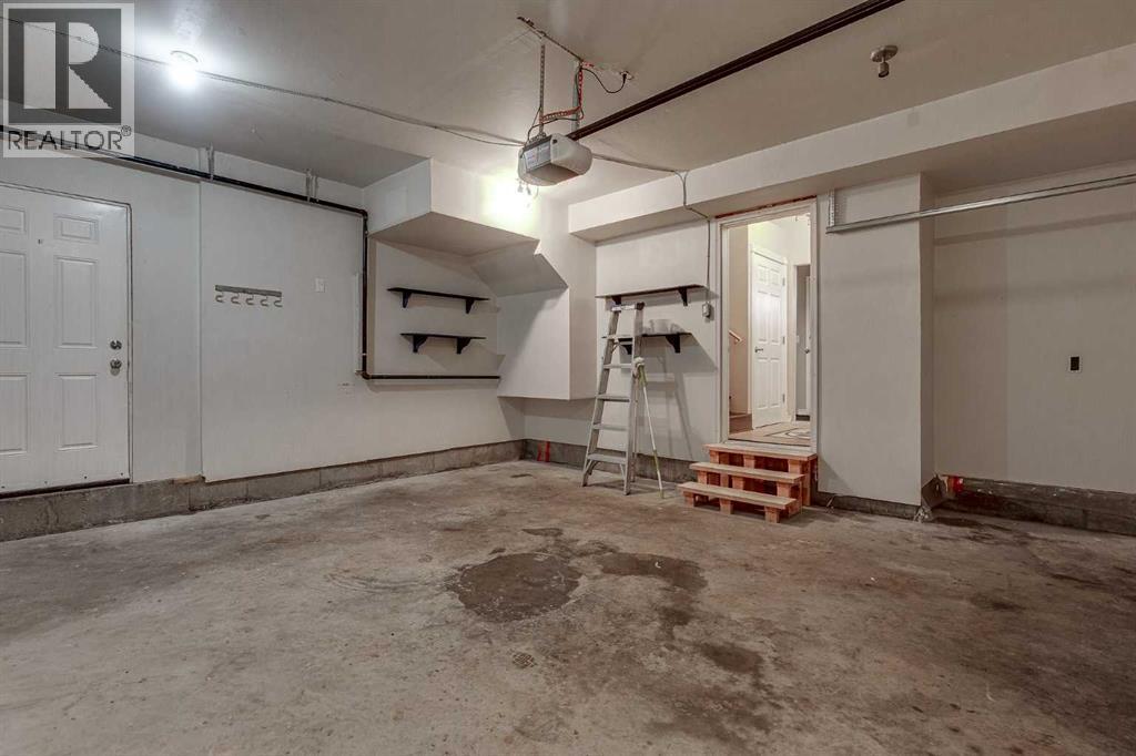 24 Mackenzie Crescent Property Photo 50