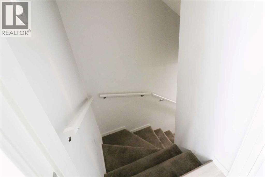 478 Highlands Boulevard West Property Photo 24