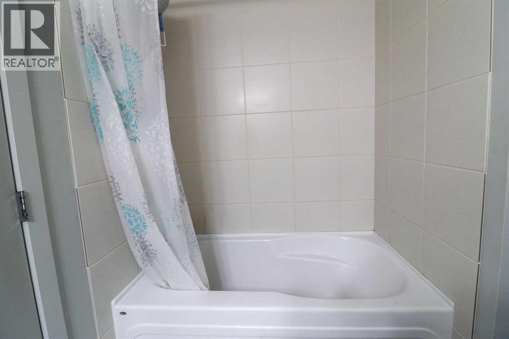 478 Highlands Boulevard West Property Photo 30
