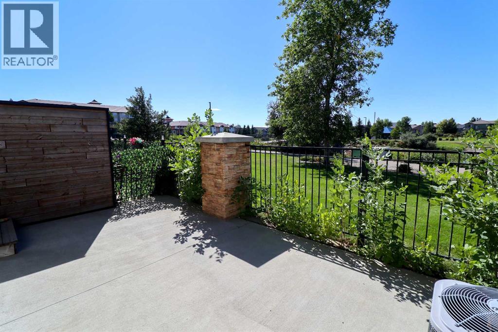 478 Highlands Boulevard West Property Photo 34