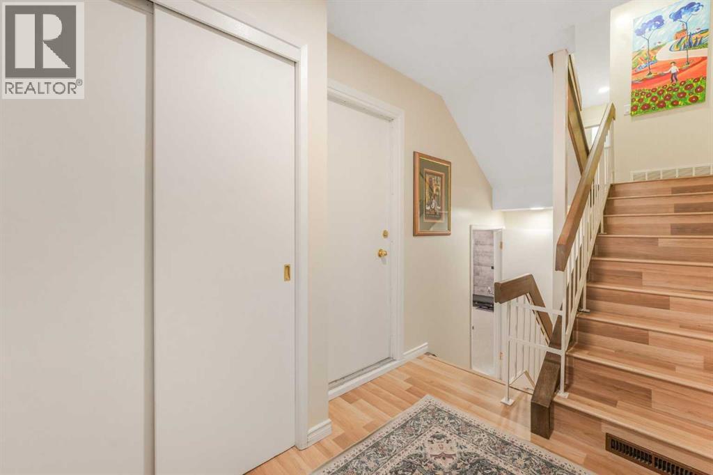70 Brae Glen Lane Sw Property Photo 3