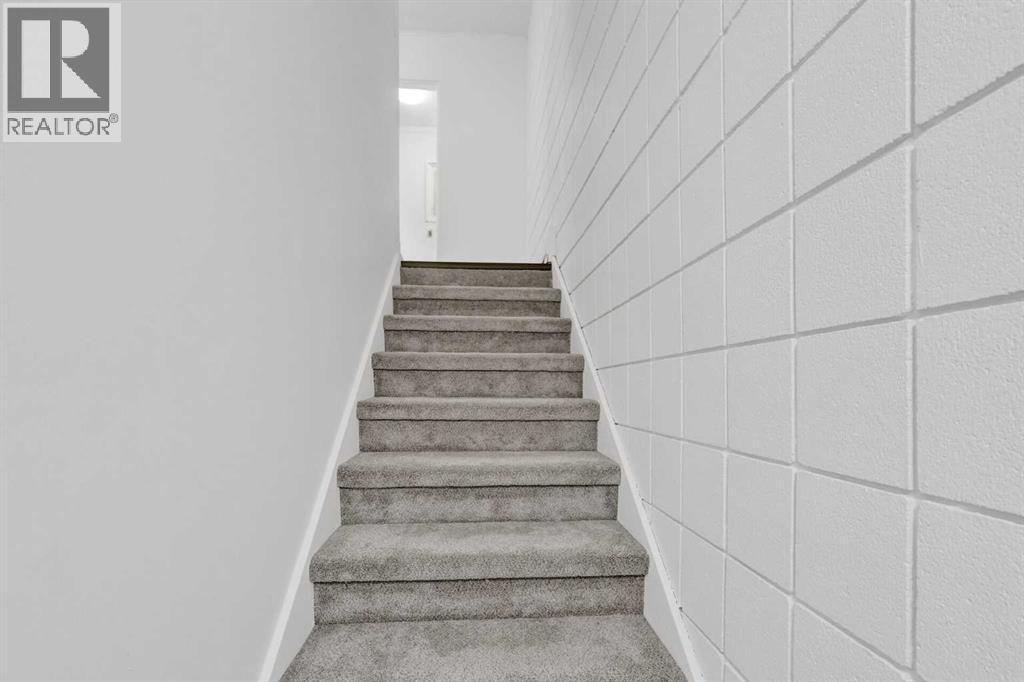 6919 Elbow Drive Southwest Property Photo 21