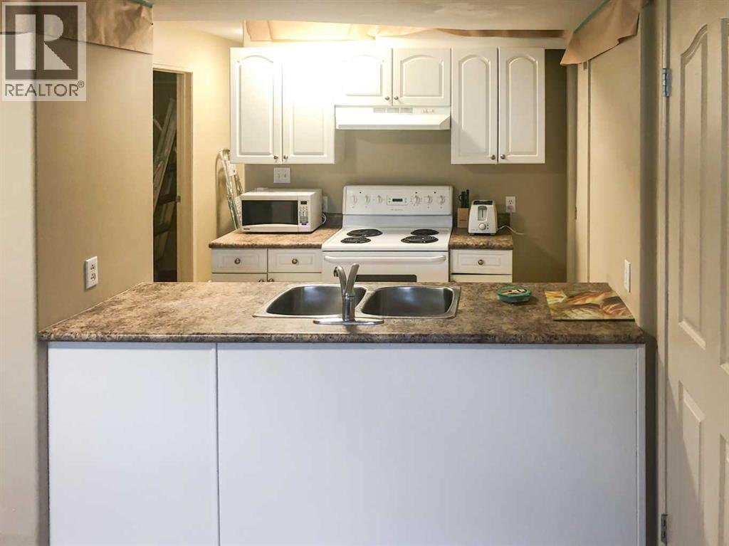 7017 Deer Street Property Photo 9