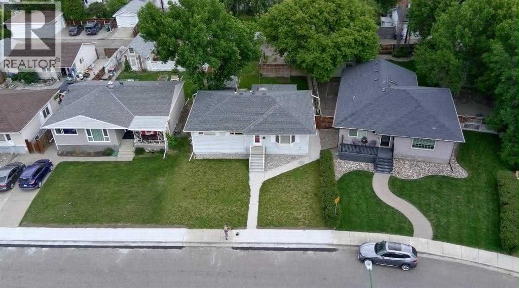 2129 9a Avenue S Property Photo 1