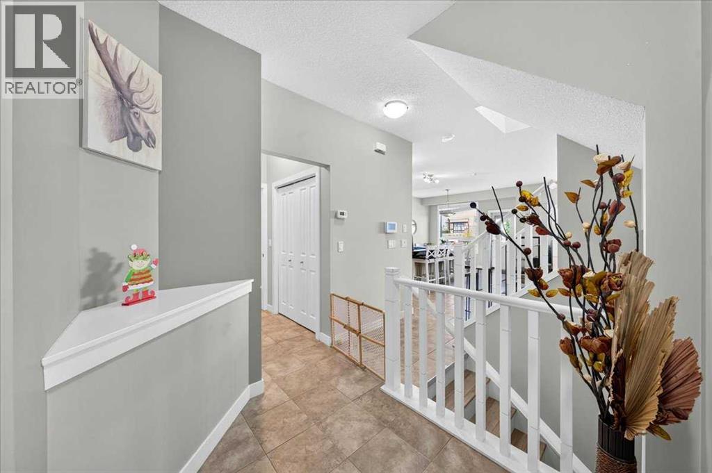 251 Hillcrest Circle Sw Property Photo 3
