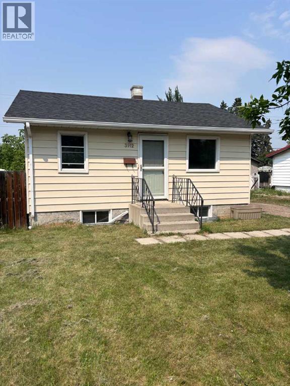 3912 46 Street Property Photo 1