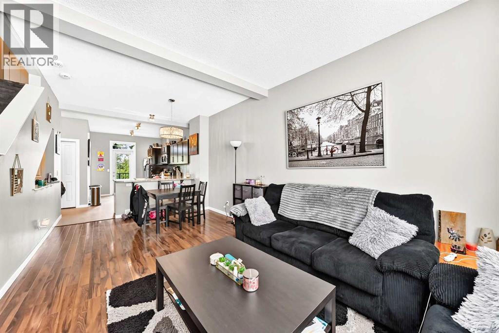 60 New Brighton Point Se Property Photo 12