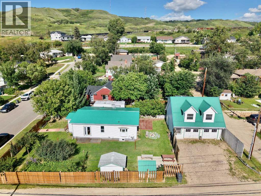 10111 106 Avenue Property Photo 1