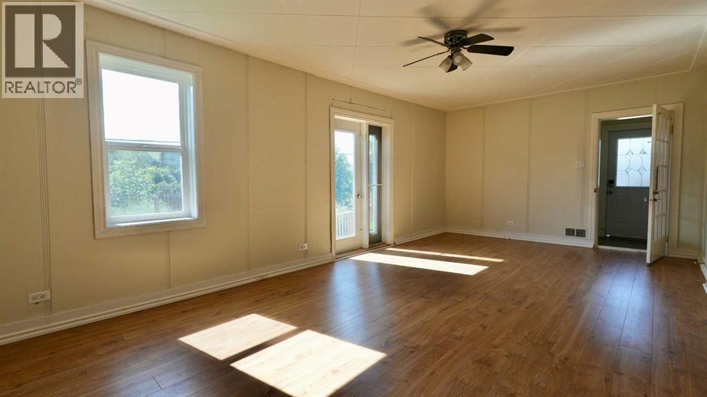 10111 106 Avenue Property Photo 17