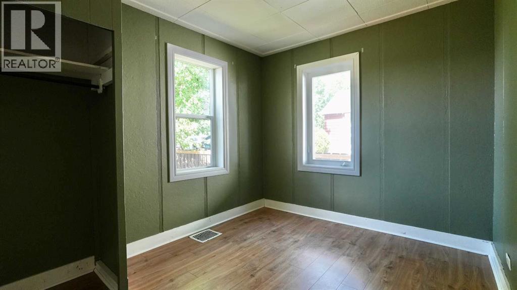 10111 106 Avenue Property Photo 21
