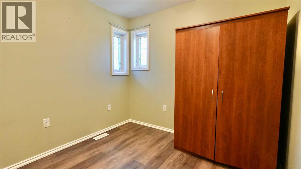 10111 106 Avenue Property Photo 34