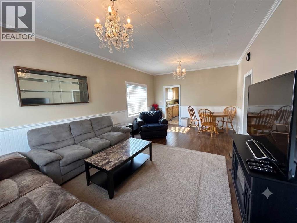 8017 22 Avenue Property Photo 7