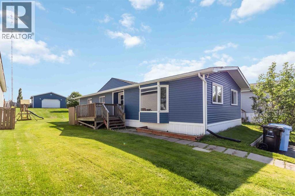 180 Greenbriar Bay Property Photo 1