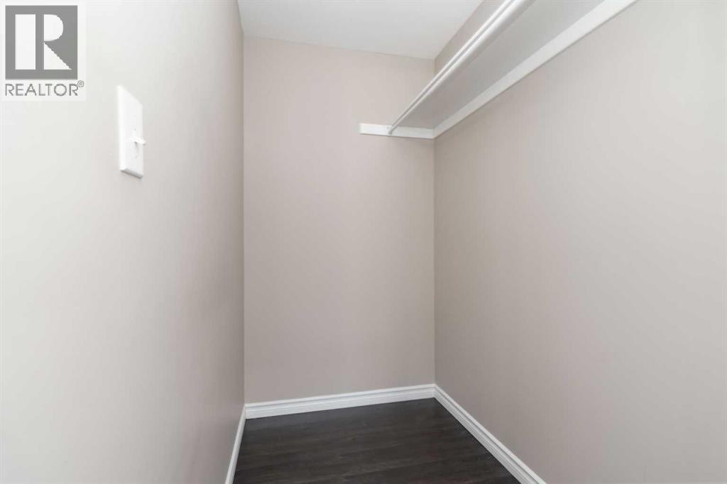 180 Greenbriar Bay Property Photo 16