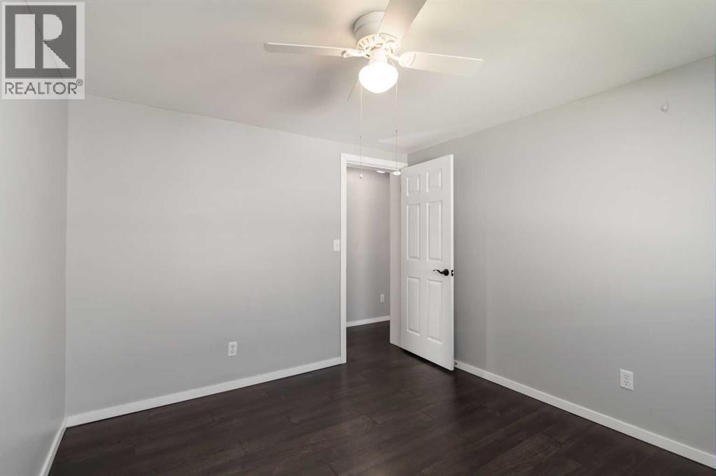 180 Greenbriar Bay Property Photo 19